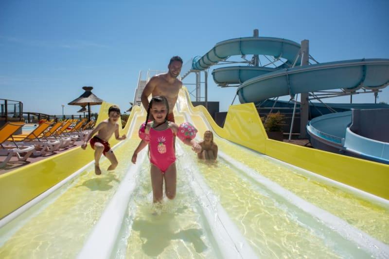Camping Officiel Siblu Le Lac Des Reves Lattes Buitenkant foto