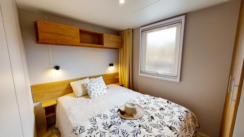 Camping Officiel Siblu Le Lac Des Reves Lattes Buitenkant foto